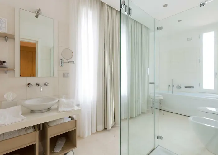 피에디몬테 호텔 라벨로